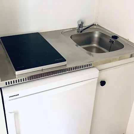 Les Pins 3* Καλβί