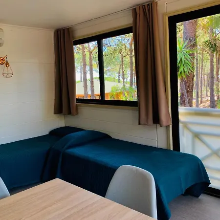 Aparthotel Résidence Les Pins 3*