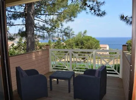 アパートホテル Les Pins