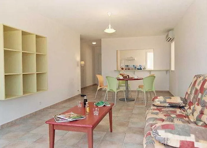 Les Pins 3* Calvi (Corsica)